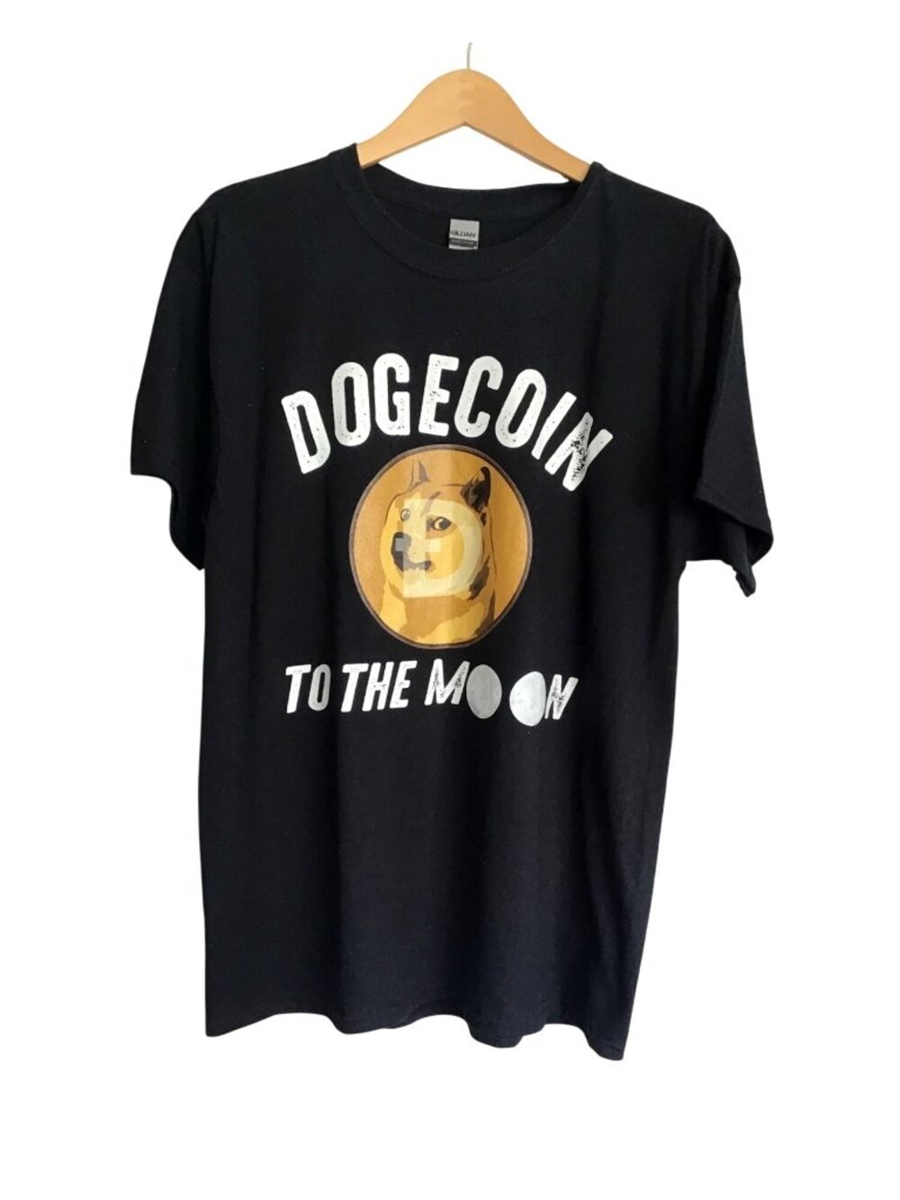 GILDAN- MENS DOGECOIN SHORT SLEEVE FRONT GRAPHIC HEAVY COTTON T-SHIRT SIZE LARGE
